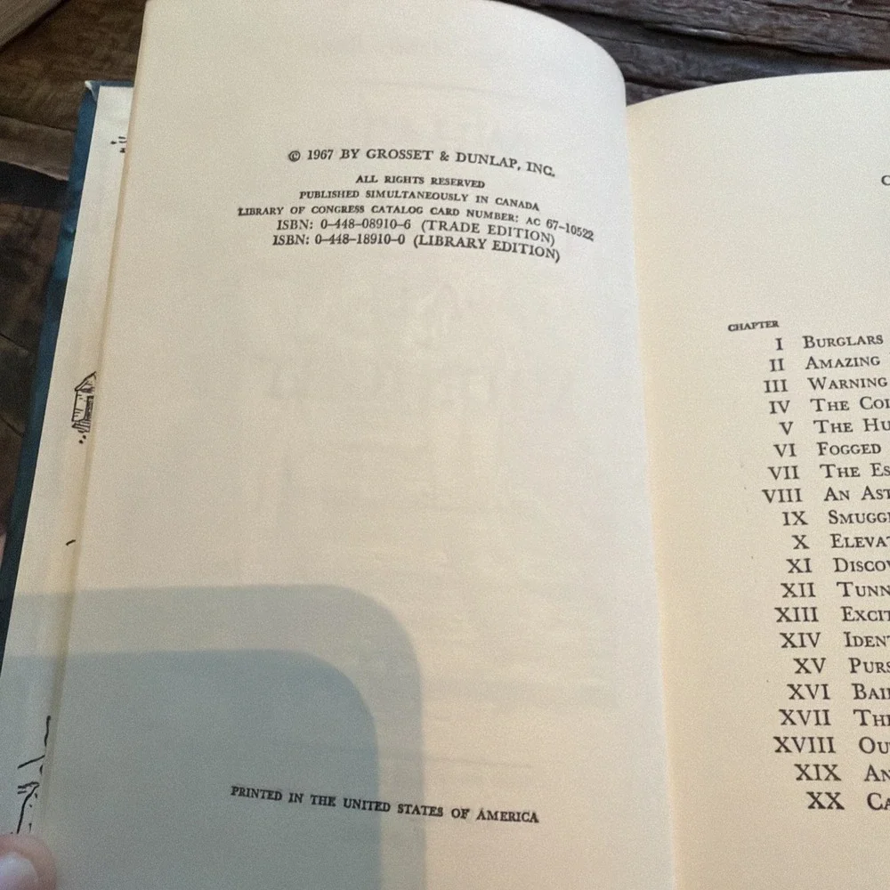 Hardy Boys Vintage Book 10: What Happened At Midnight!